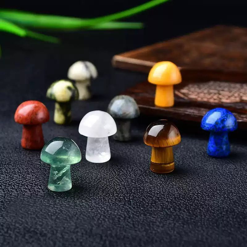 天然水晶蘑菇摆件 2cm 水晶玛瑙原石雕刻工艺品 桌面装饰迷你摆饰